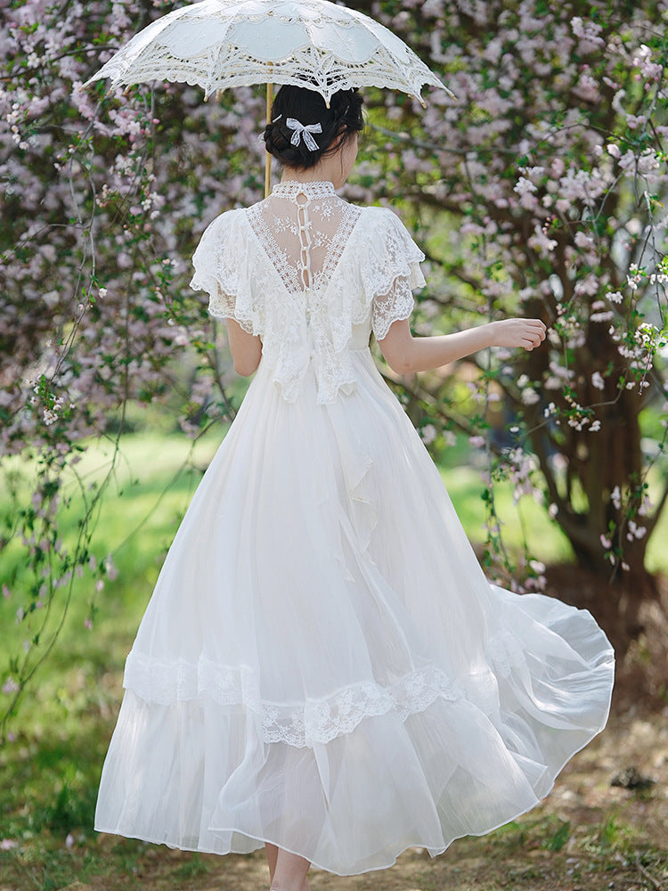 Robe à coutures en dentelle à la mode pour femmes