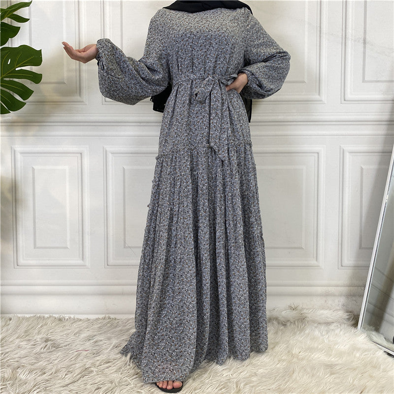 Robe fleurie classique à la mode pour femmes