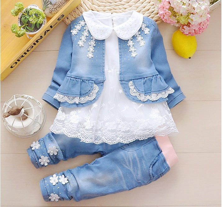 Costume de printemps en jean pour fille