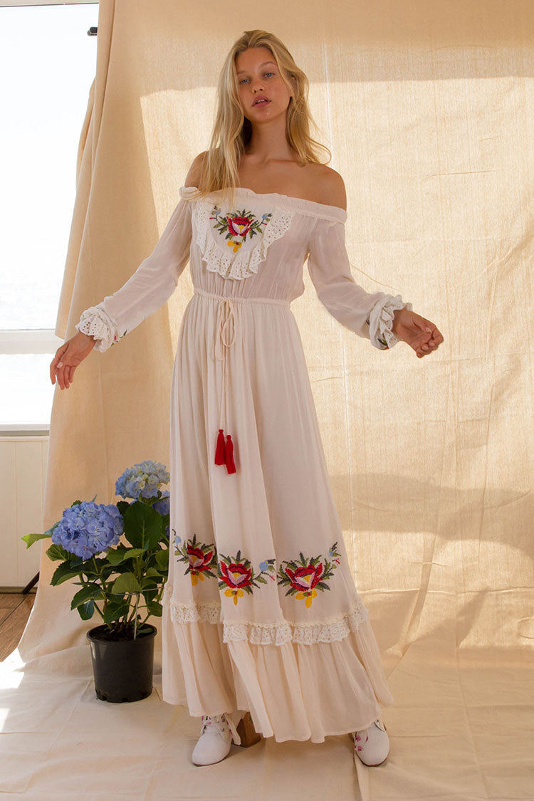 Women Spring and Summer Bohemian Vacation Elegant Embroidered Goddess Tracing Dress