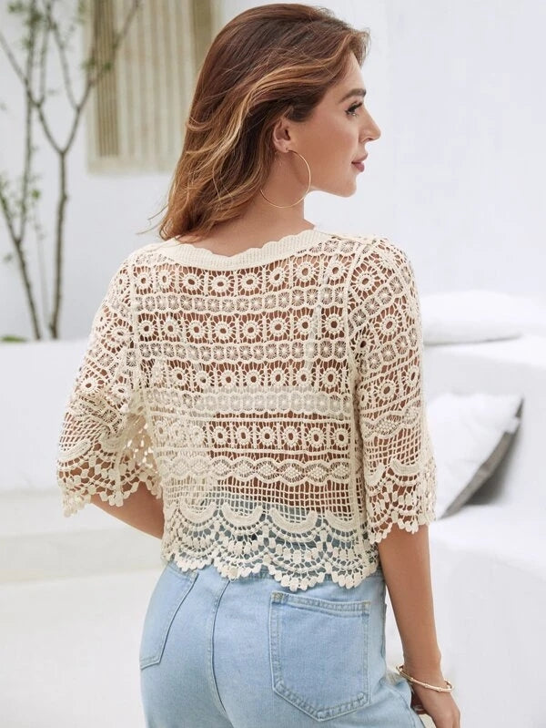 Blusa de crochet lisa de manga corta para vacaciones de verano para mujer