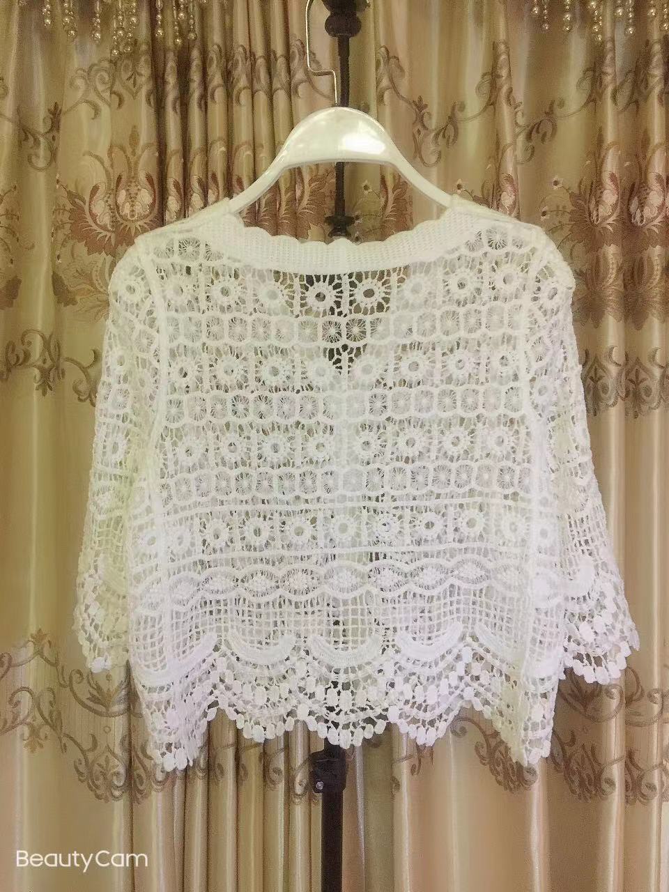 Blusa de crochet lisa de manga corta para vacaciones de verano para mujer