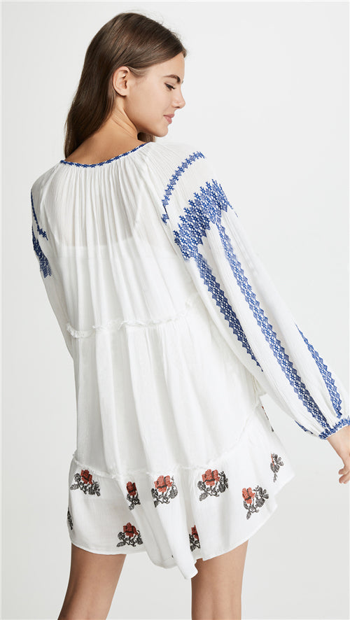 Robe à fleurs brodée pour femmes, élégante, vacances, style bohème, personnalité, réduction de l'âge, manches longues, printemps été