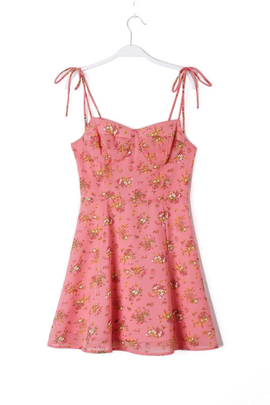 Robe de vacances ajustée en feuille de lotus douce et fraîche Robe courte d'été à fleurs pour fille française