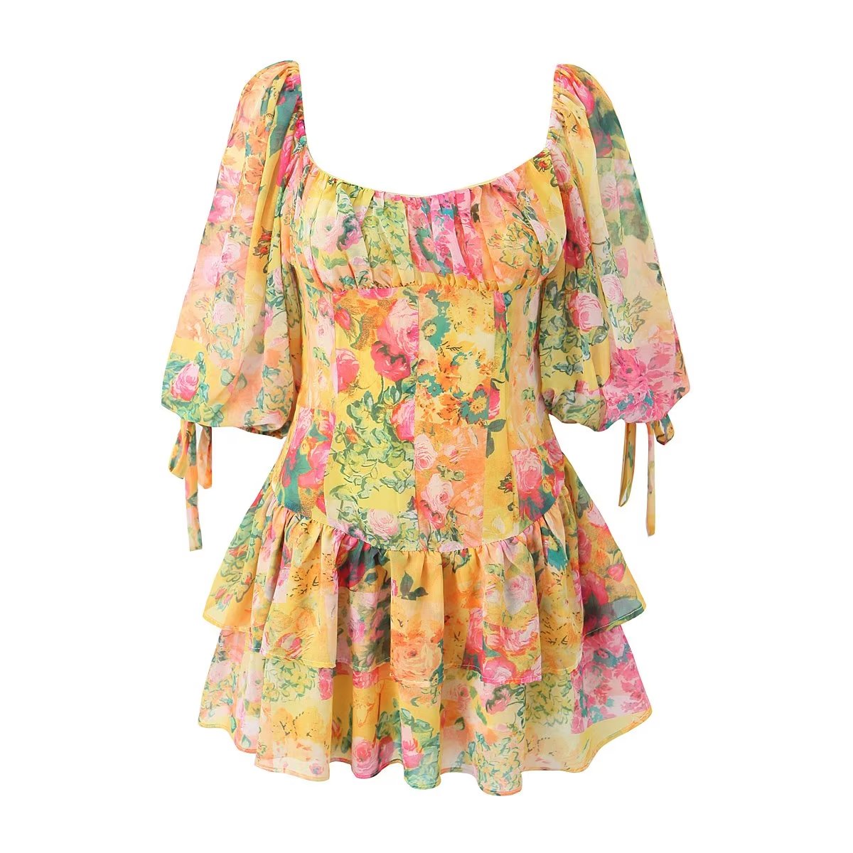 Robe à lacets à épaules dénudées Robe de vacances en bord de mer à fleurs assorties à la couleur des oreilles en bois de la minorité française