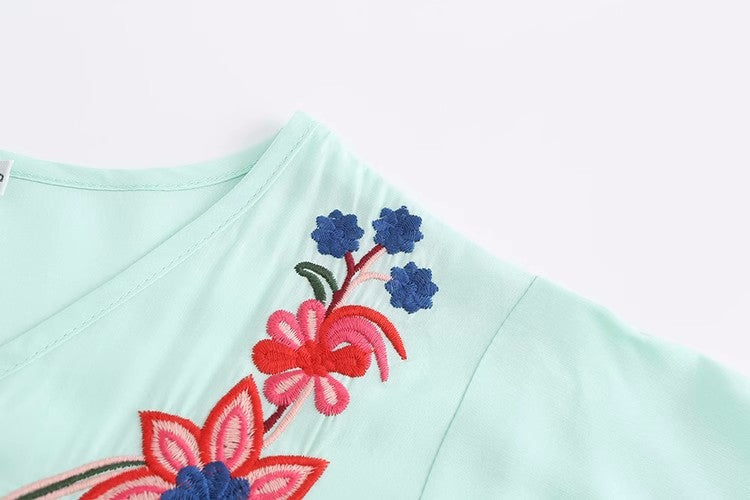 Robe de vacances d'été pour femmes, Niche élégante, fleur brodée exquise