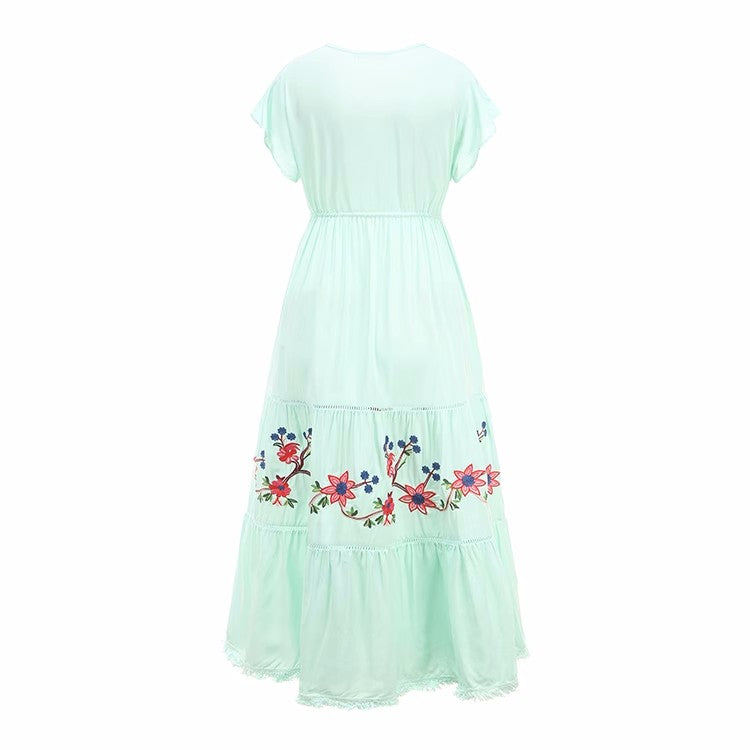 Vestido de vacaciones de flores bordadas exquisitas nicho elegante para vacaciones de verano para mujer