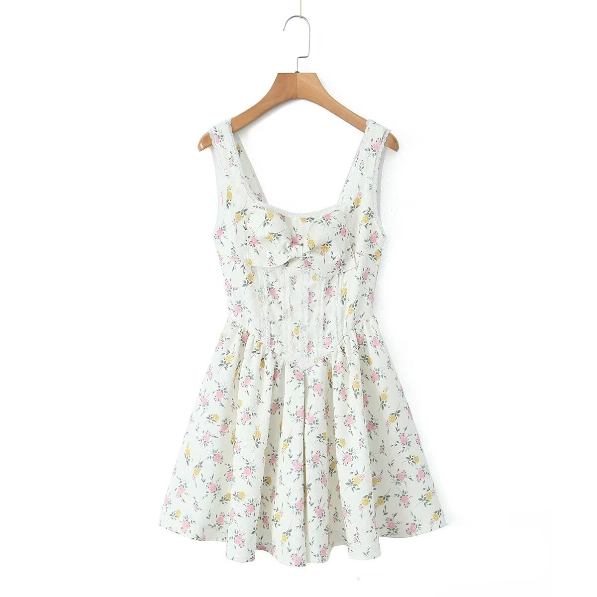 Vestido de verano sexy con tirantes de encaje y estampado floral con diseño de lazo