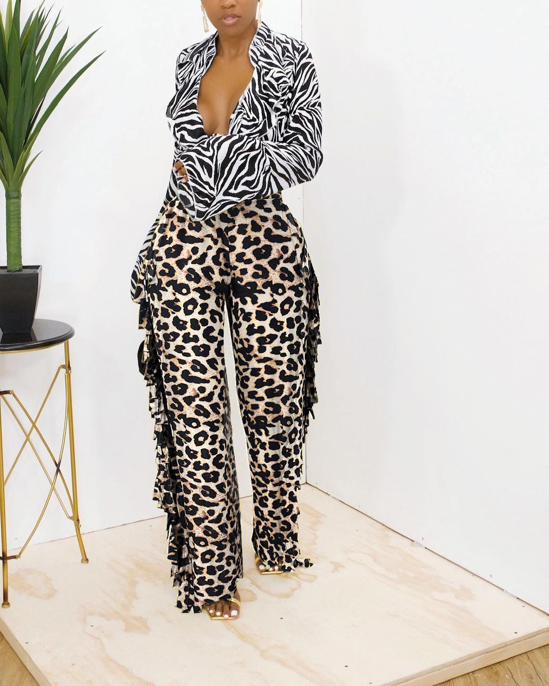 Pantalones de pierna ancha con flecos y estampado de leopardo para mujer