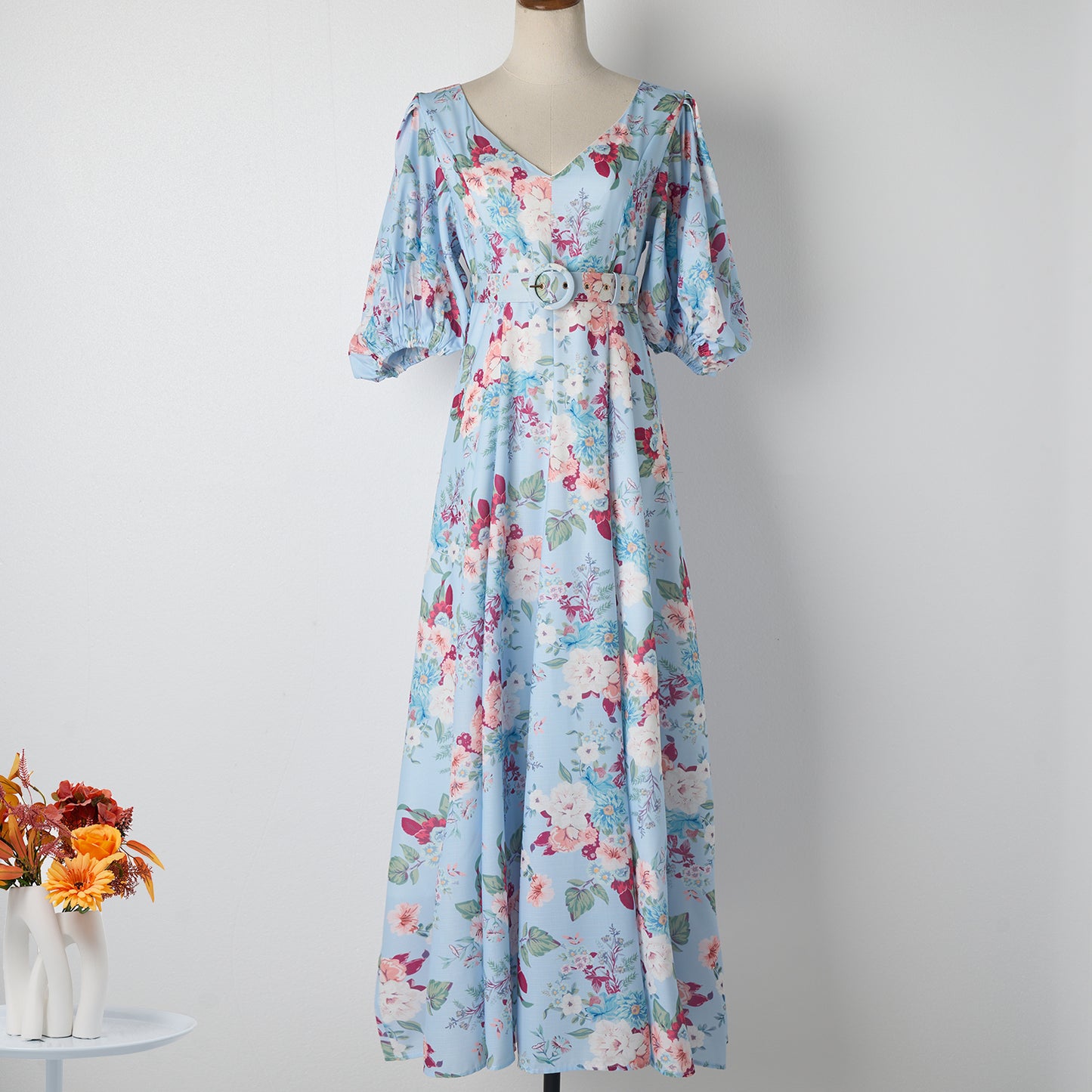 Robe de vacances élégante à col en V et manches bouffantes, imprimée, taille serrée, grande taille, style trapèze, printemps été