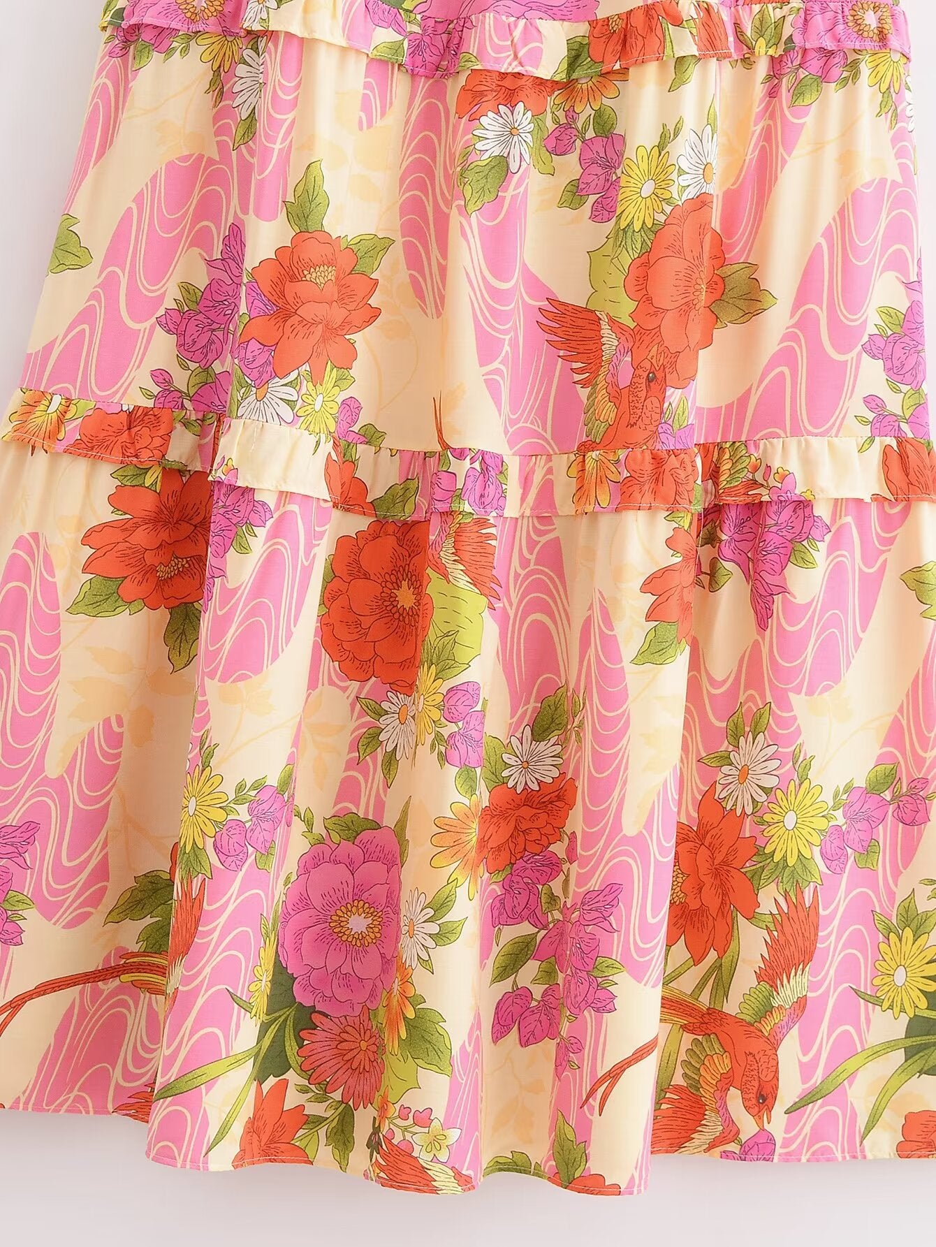 Vestido de pastel de manga corta floral de rayón de primavera para mujer