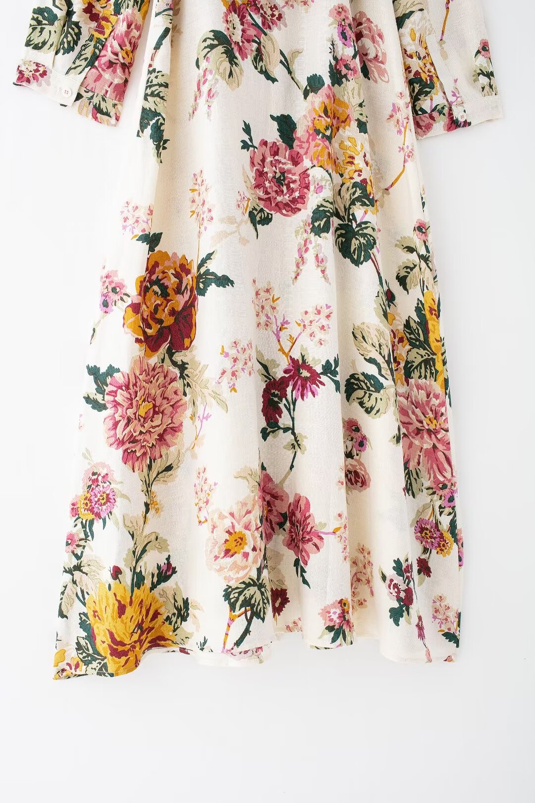 Vestido camisero de lino con estampado floral de verano