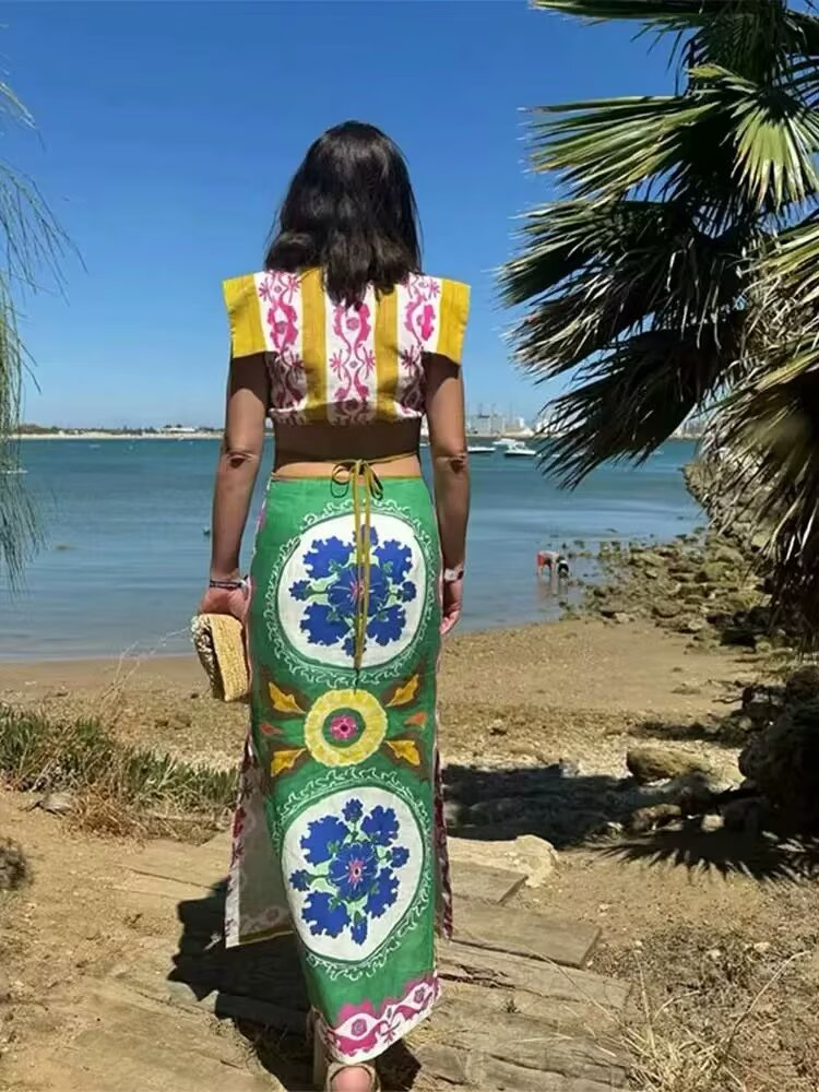 Vestido con abertura y cintura calada con estampado de grafiti para mujer