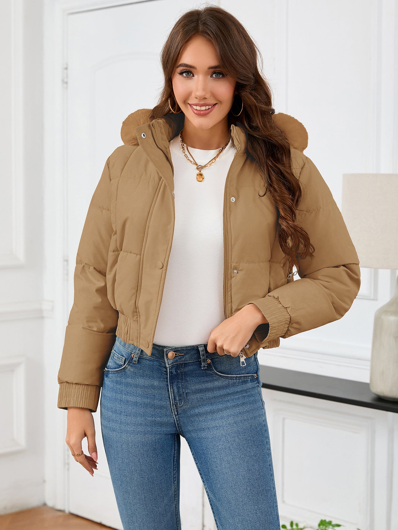 Ropa de mujer Otoño Invierno Chaqueta corta ajustada de algodón de cintura alta Chaqueta informal con cuello de piel gruesa Chaqueta acolchada de algodón y polar