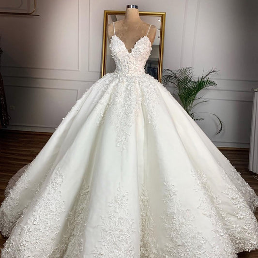 Robe de mariée en dentelle, col en v profond, Sexy, longueur au sol, Aura romantique, digne, pour Banquet de mariage, bienvenue, nouveau printemps 2024