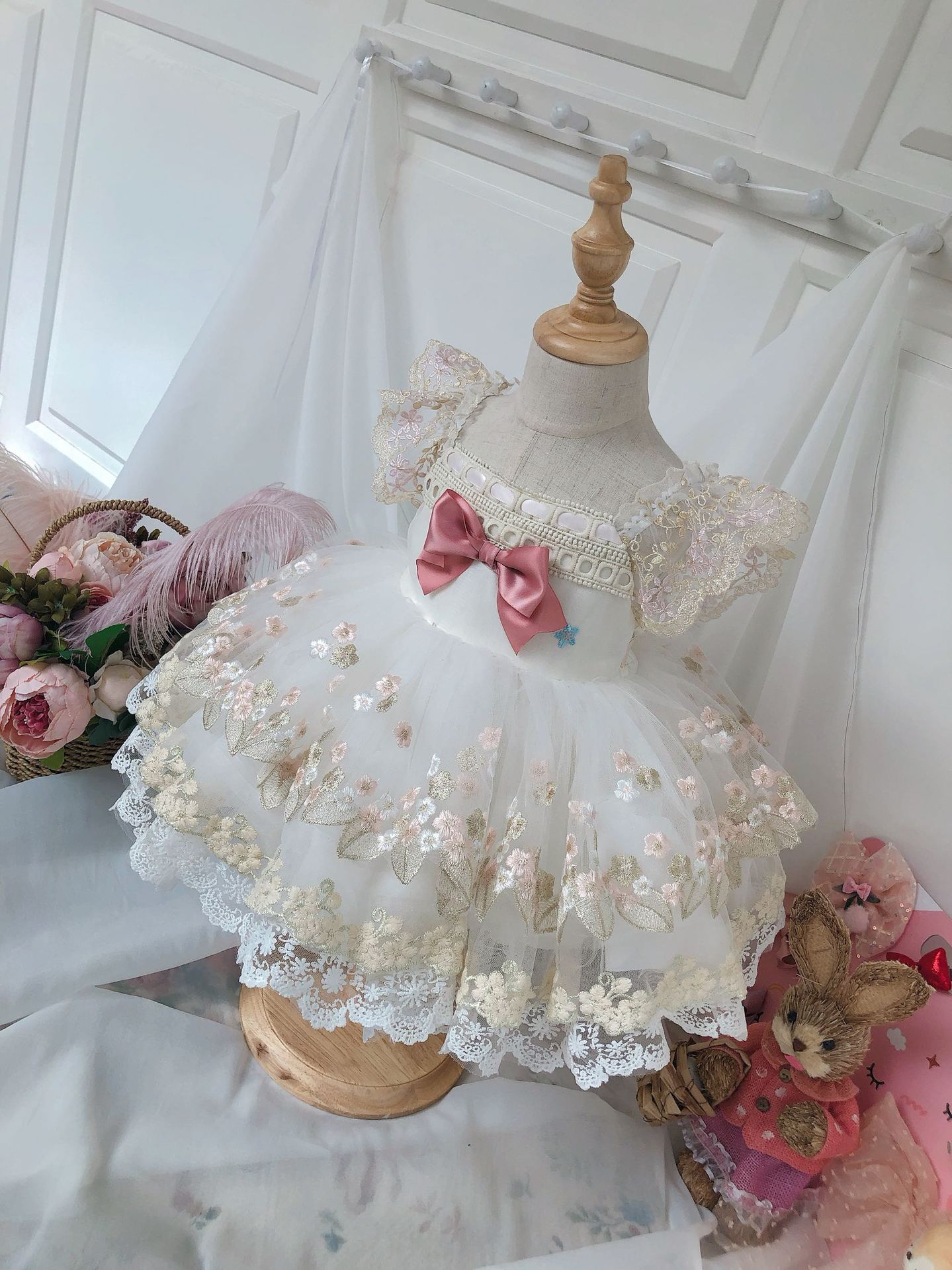 Vestido de princesa champán de estilo occidental para niños