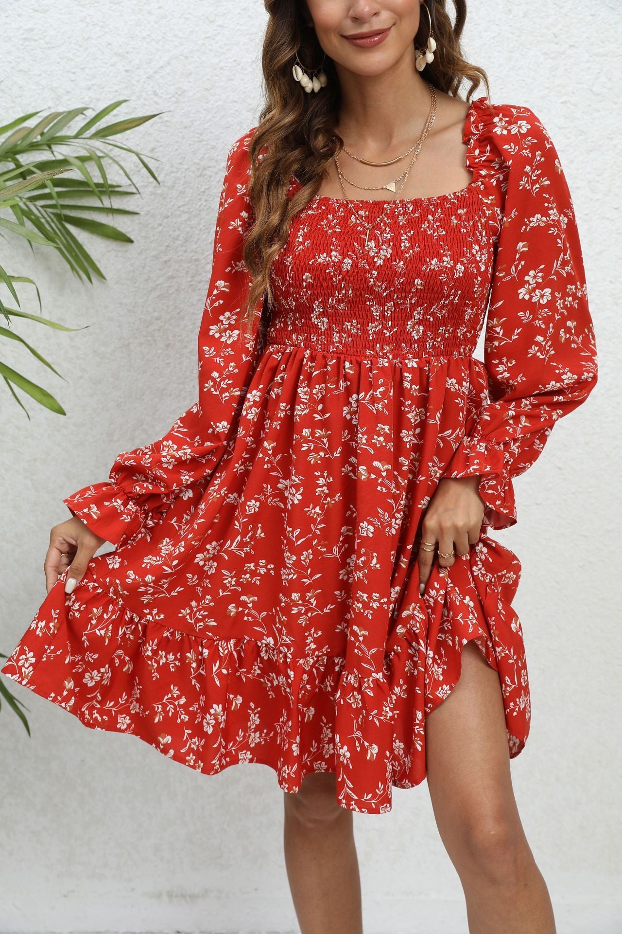 Robe mi-longue florale à manches longues pour le printemps et l'été