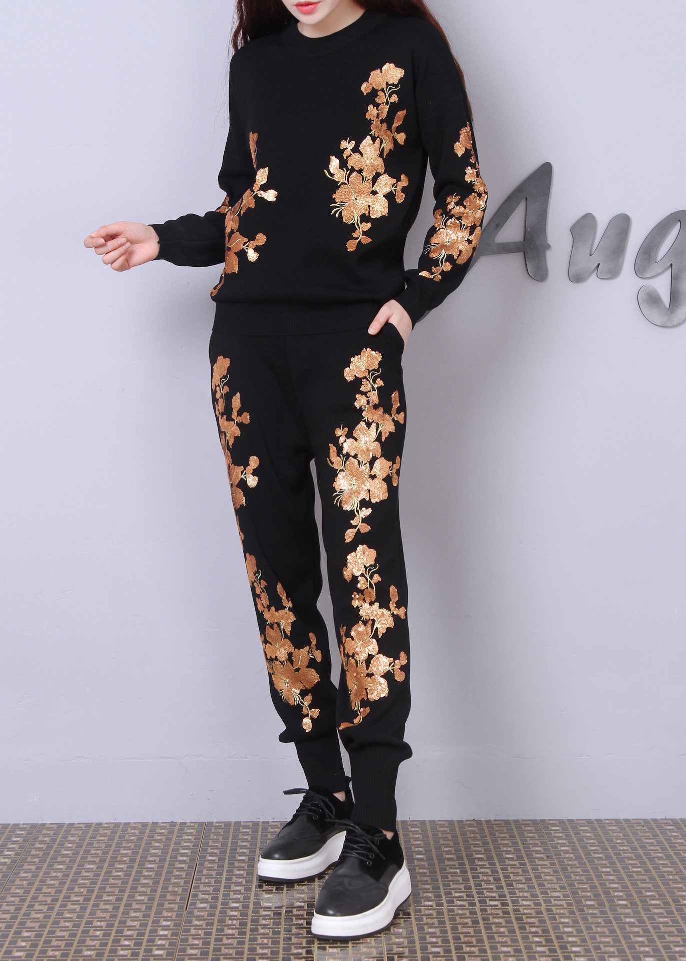 Heavy Embroidery Sequins Embroidered Leaves Knitted Sweater Suit Two-piece Set