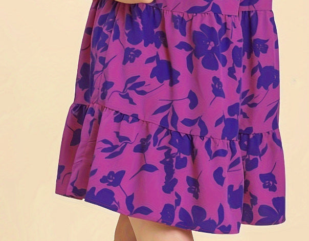 Robe à fleurs magenta à volants et col en V pour femmes