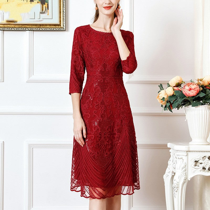 Robe noble amincissante à taille brodée pour femmes