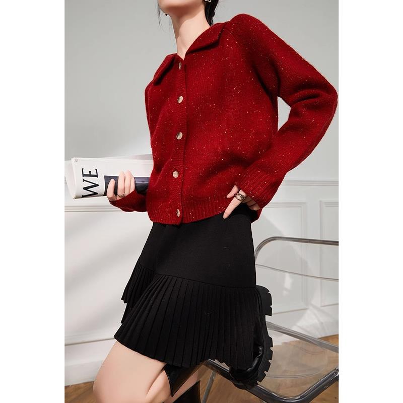 Women's Loose And Simple Lapel Red Bright Silk Sweater