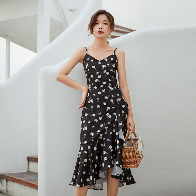 Daisy in black floral dress