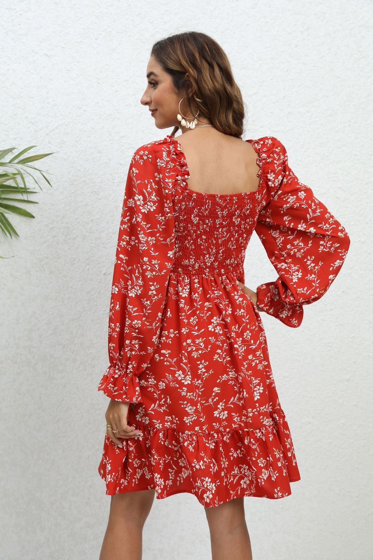 Robe mi-longue florale à manches longues pour le printemps et l'été