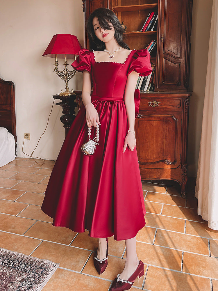 Robe en satin rouge vin d'hiver, fiançailles quotidiennes, princesse française en fuite