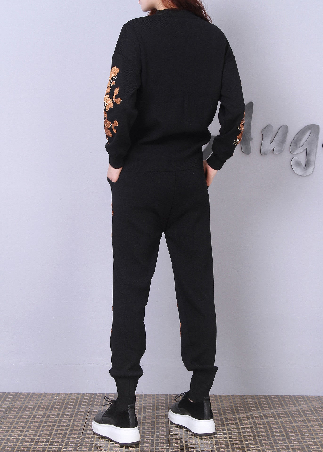 Heavy Embroidery Sequins Embroidered Leaves Knitted Sweater Suit Two-piece Set