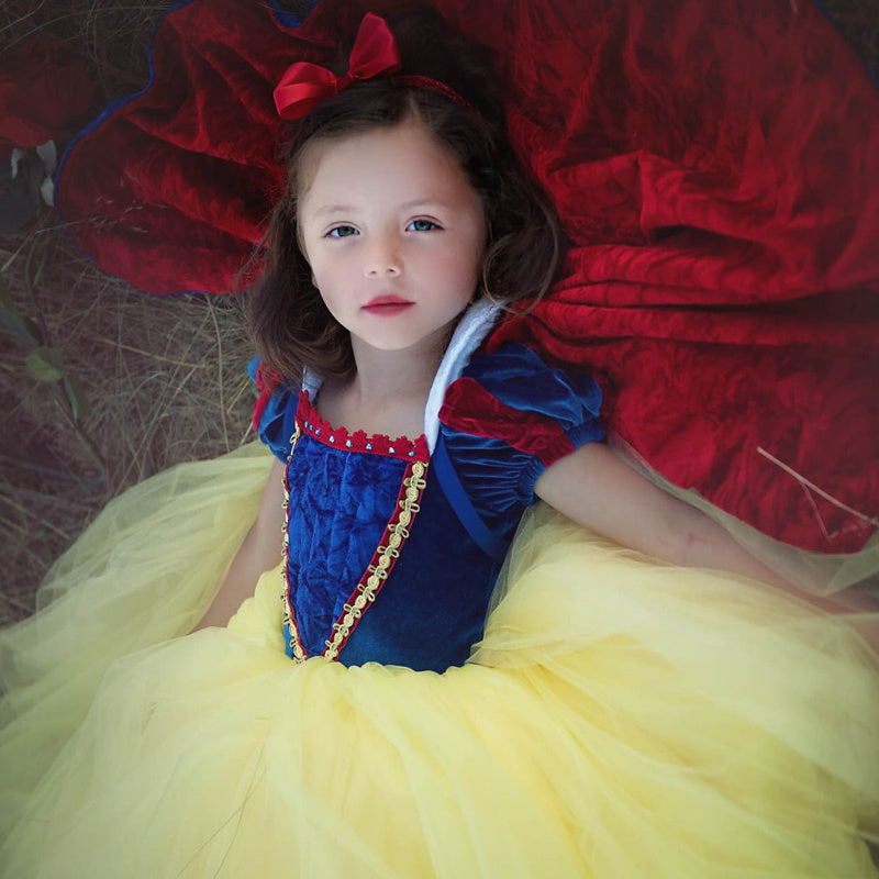 Robe de photographie d'anniversaire de garçon de fleur à la mode