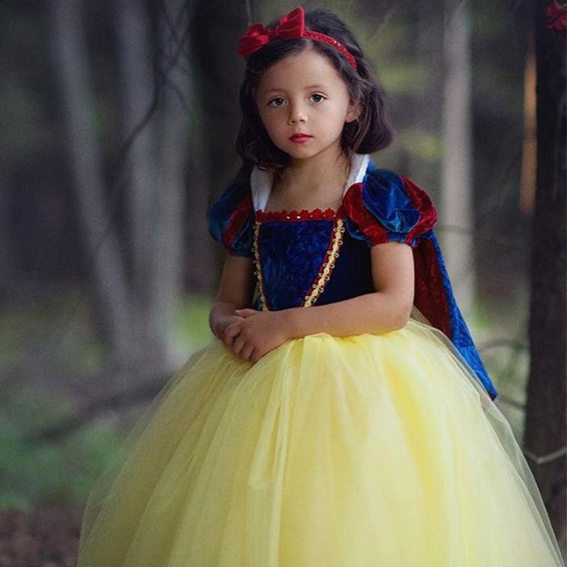 Robe de photographie d'anniversaire de garçon de fleur à la mode