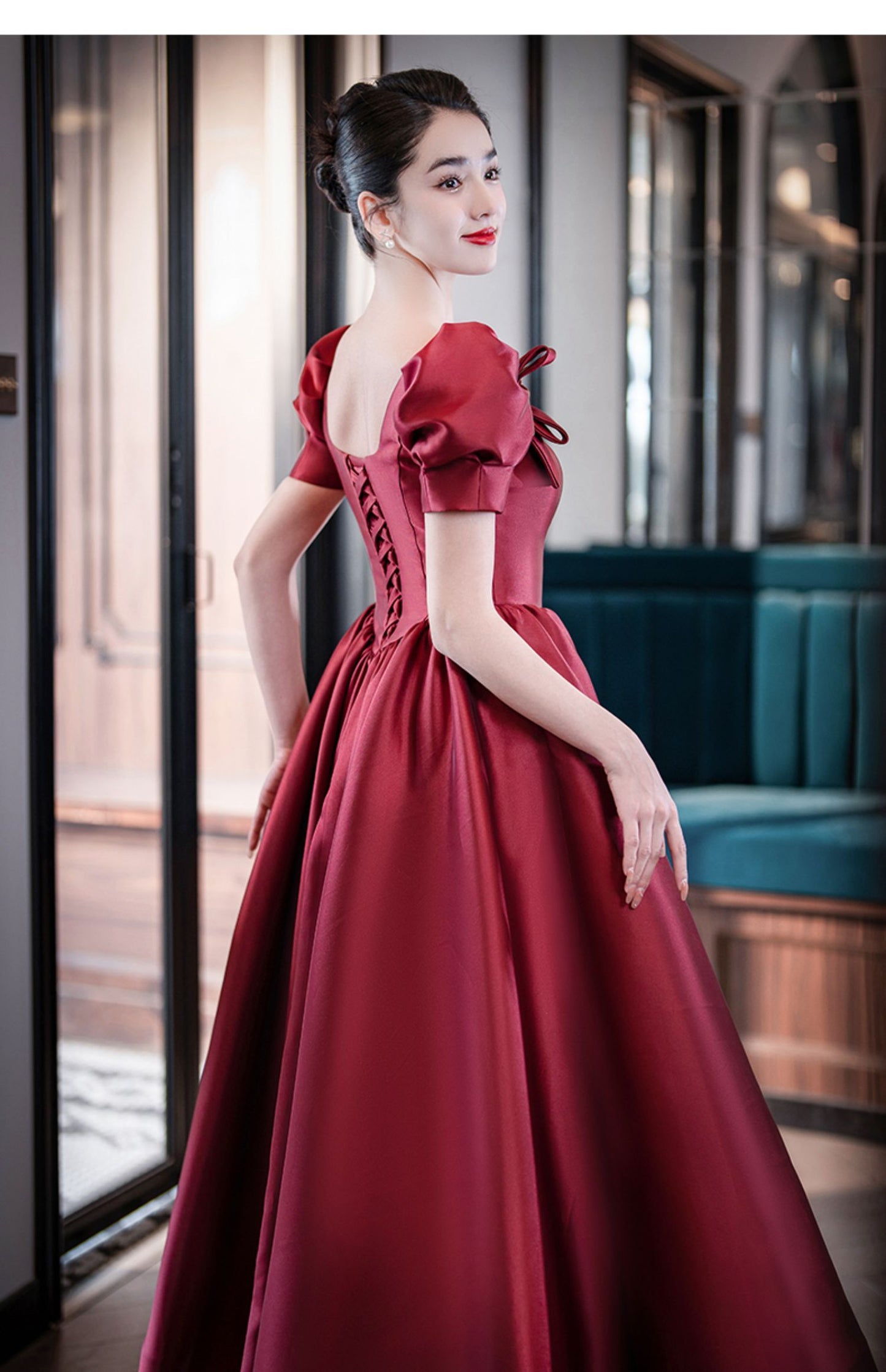 Robe de soirée de banquet de luxe légère de fiançailles pour femmes