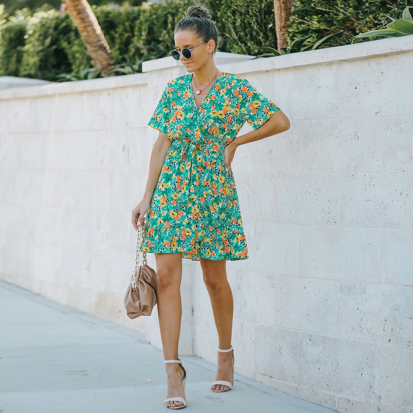 Vestido de gasa floral de manga corta para mujer