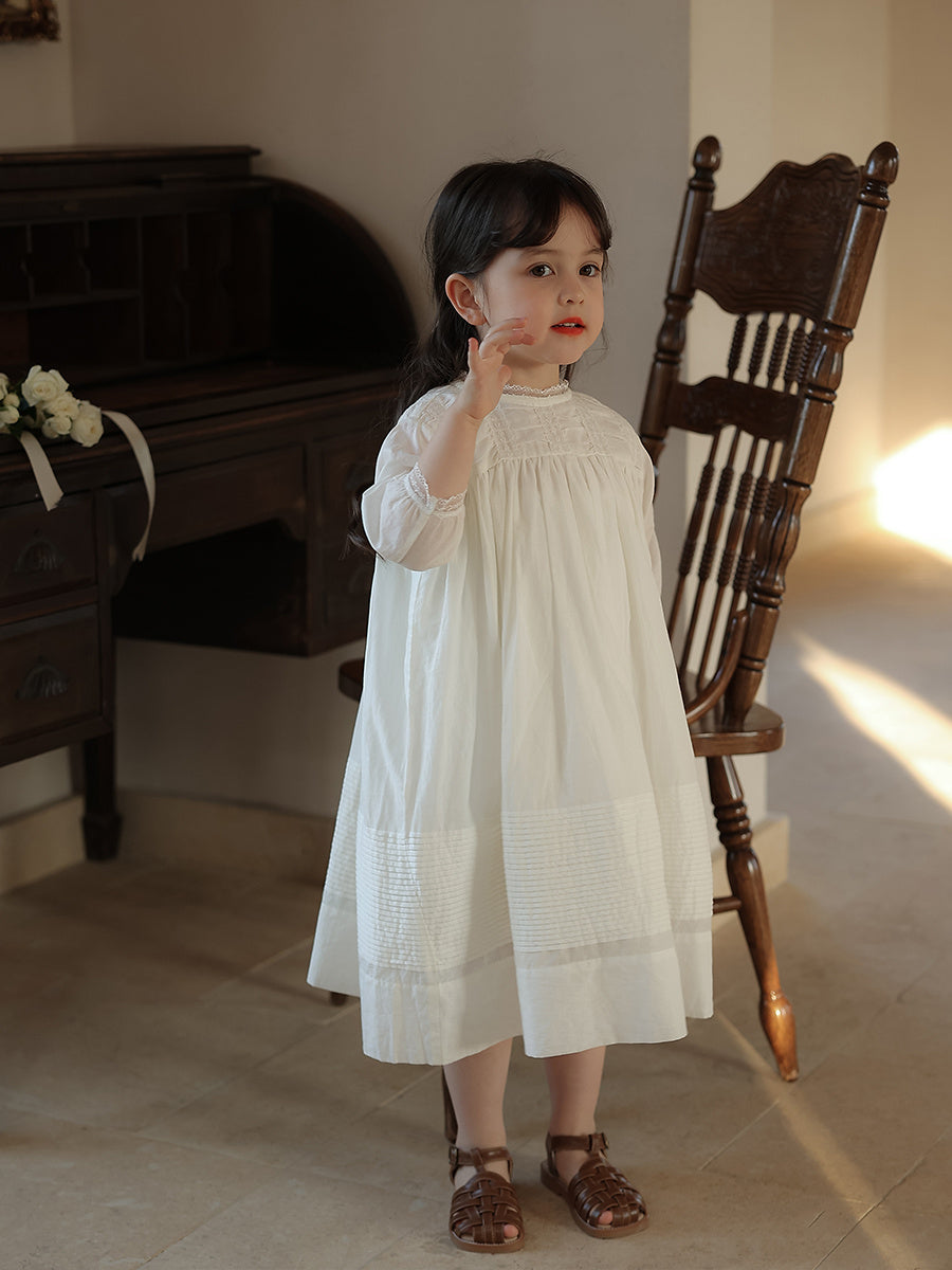 Petite robe blanche en dentelle de printemps et d'été pour filles, tempérament rétro