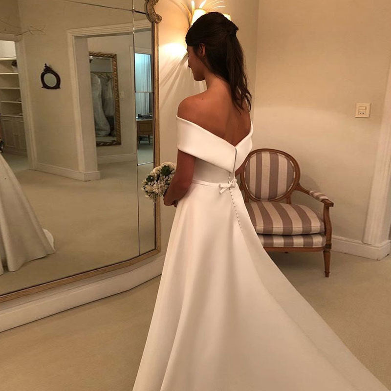 Robe de mariée simple à col rond pour femme