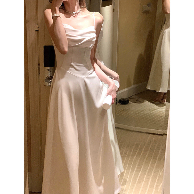 Robe amincissante en satin à la mode pour femmes