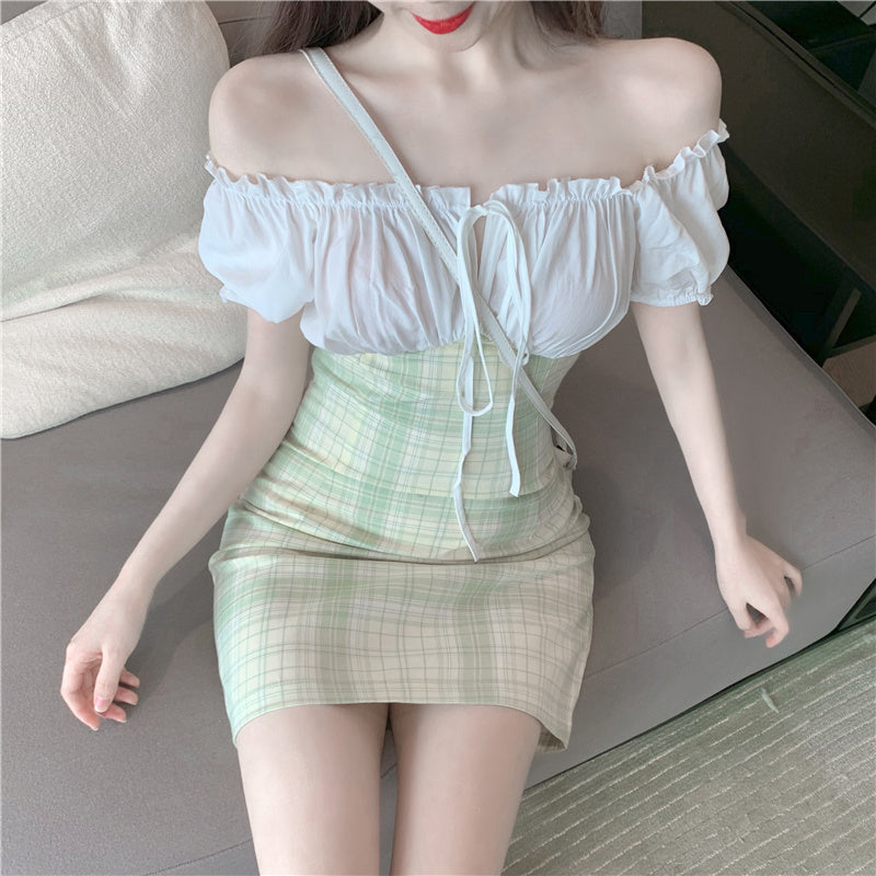 Cute Fungus Edge Tie Design Striped Puff Sleeve Dress