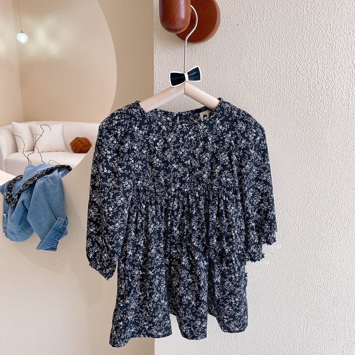 Robe fleurie avec veste en jean pour fille