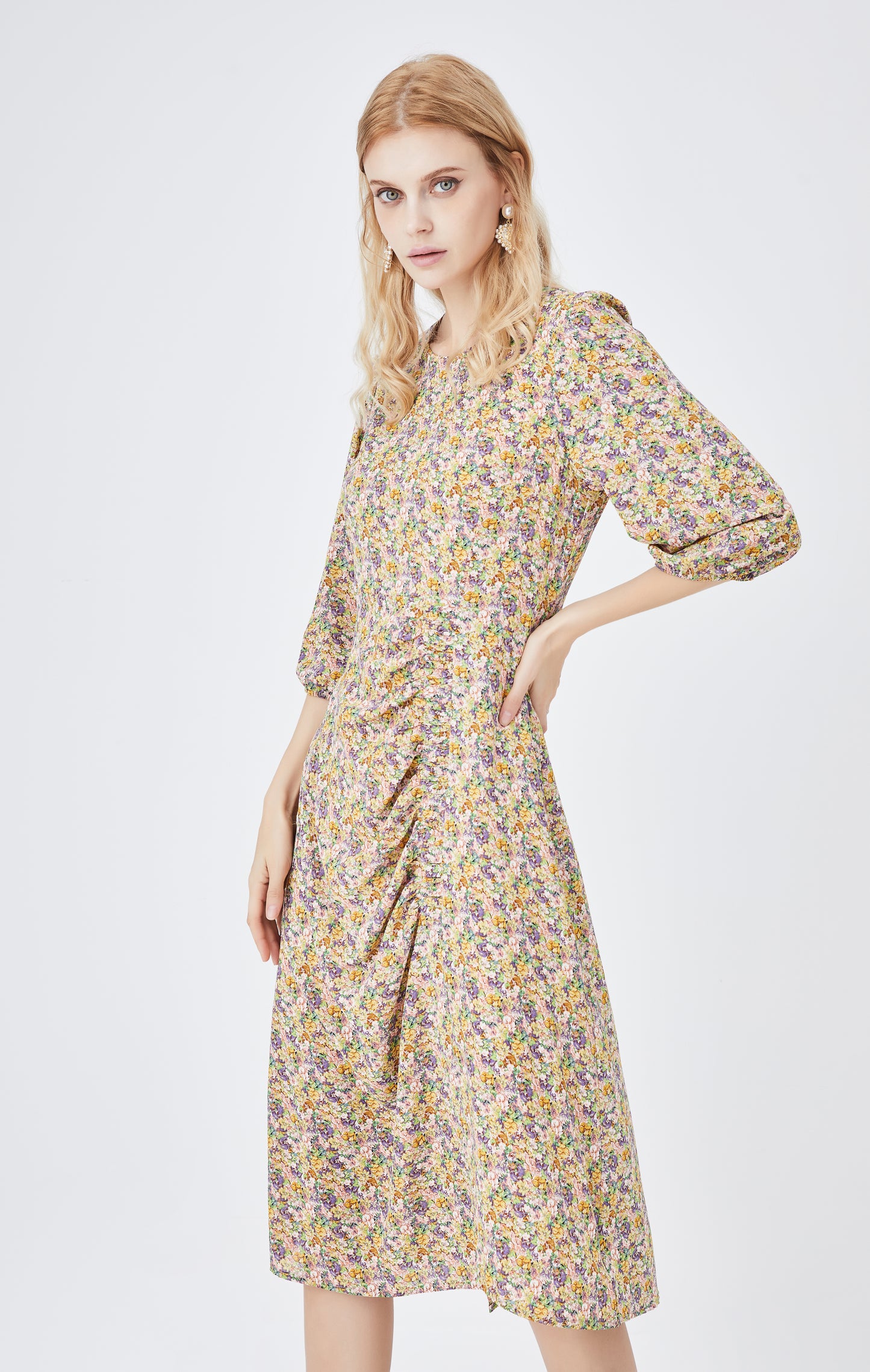 Robe pour femmes printemps été français avancé rétro coréen col carré romantique à fleurs