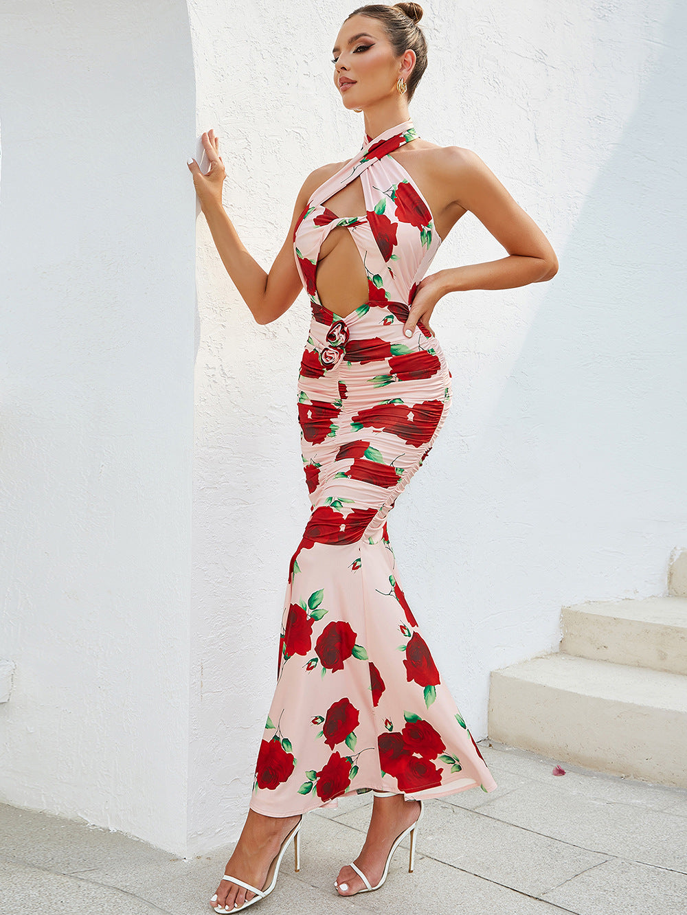 Vestido con volantes plisado estampado sin espalda halter para mujer