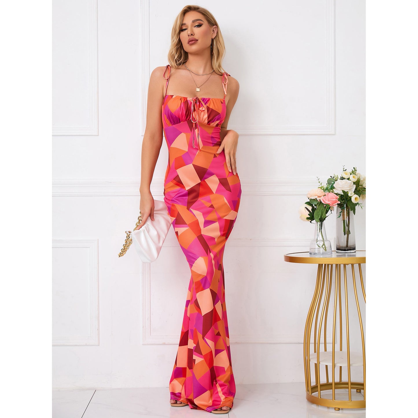 Robe d'été sexy à bretelles florales avec taille coupée pour femme