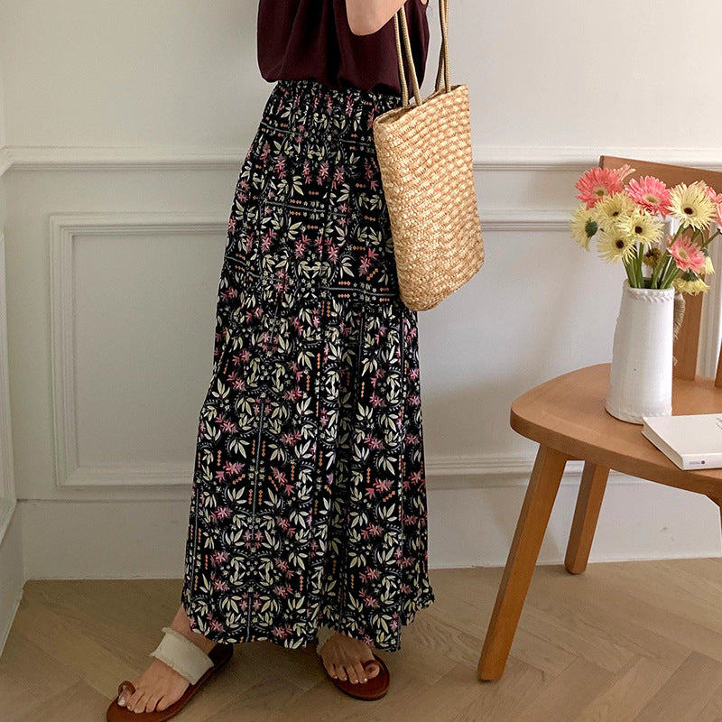 Robe de maison élégante en soie et coton à fleurs pour femmes