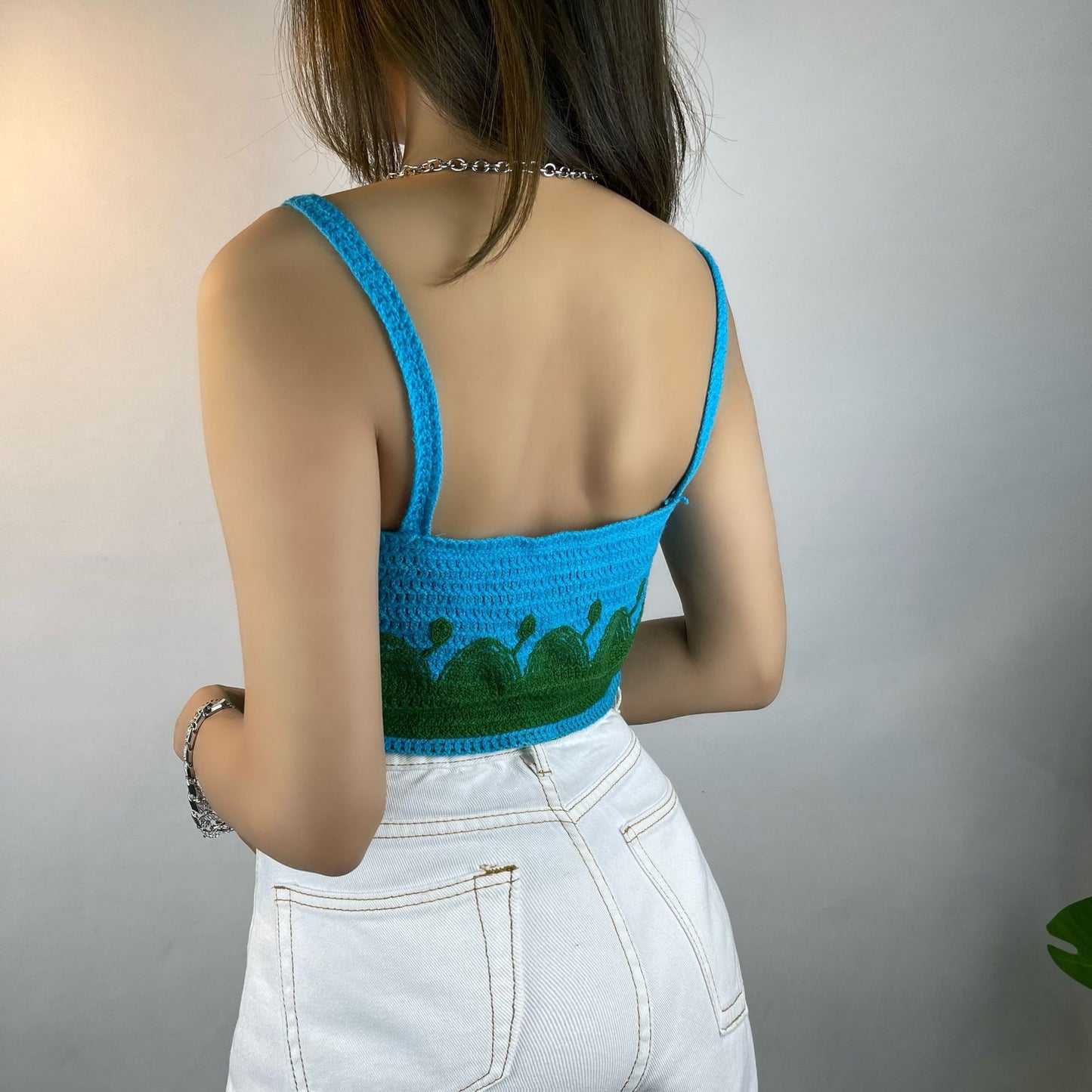 Camisola de punto con nubes azules frescas para primavera y verano, con pantalones cortos a juego expuestos