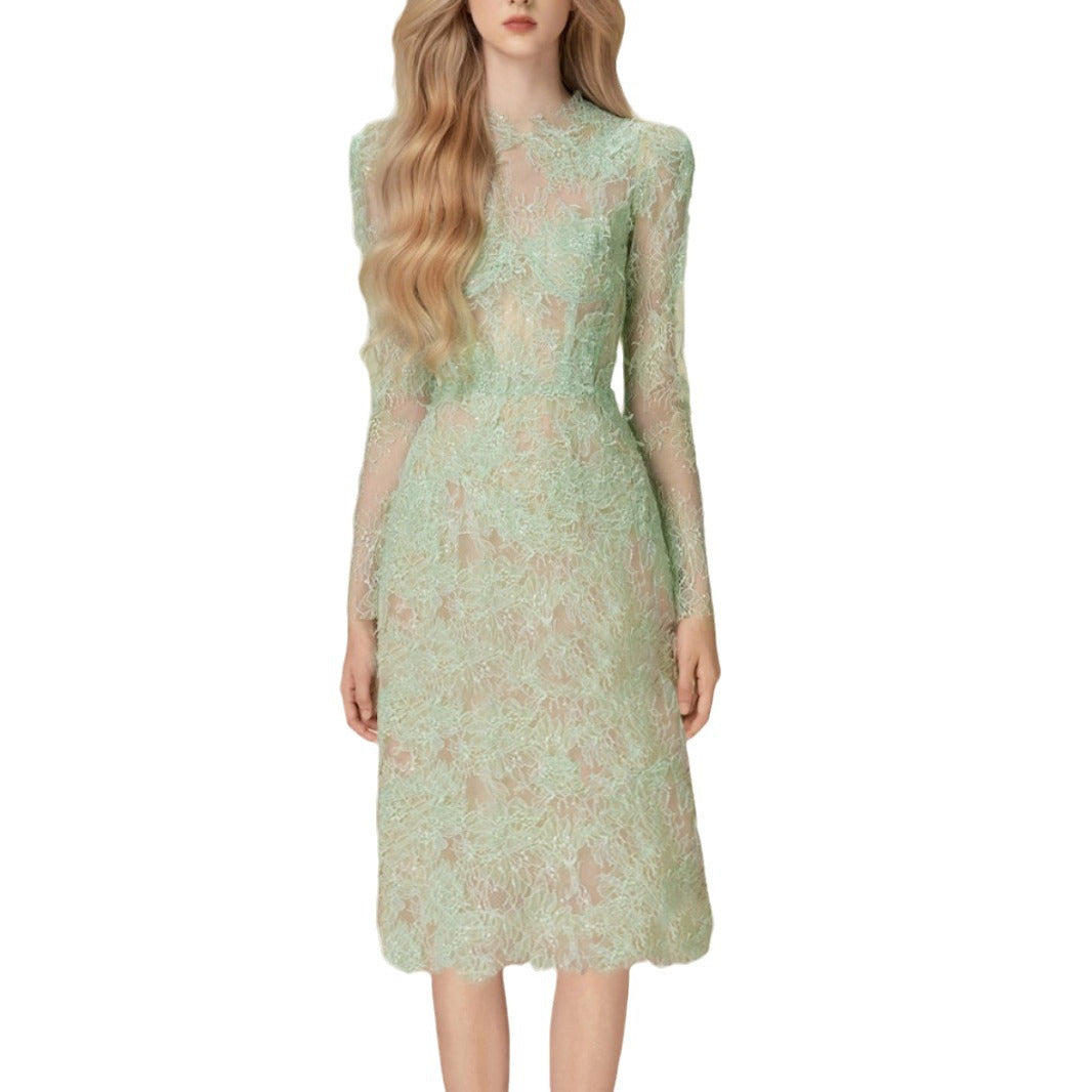 Robe super slim brodée de paillettes de printemps en dentelle mi-longue