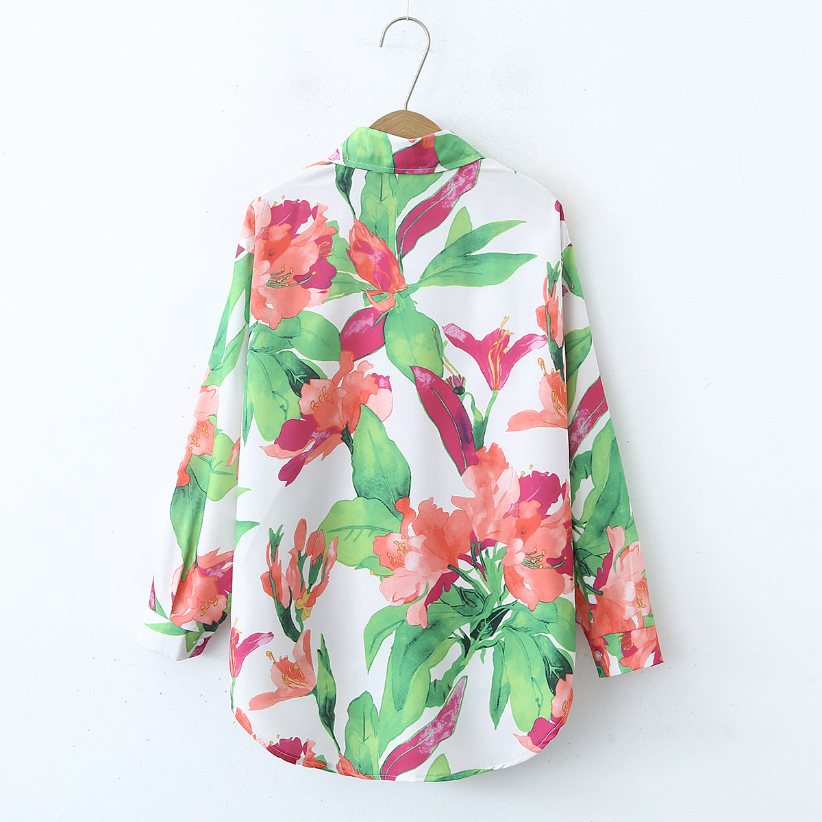 Camisa larga de cuello holgado con estampado floral y mangas largas para mujer