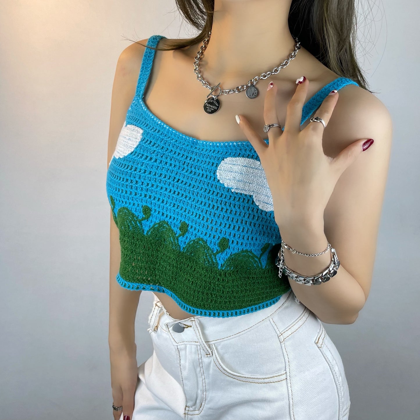 Camisola de punto con nubes azules frescas para primavera y verano, con pantalones cortos a juego expuestos