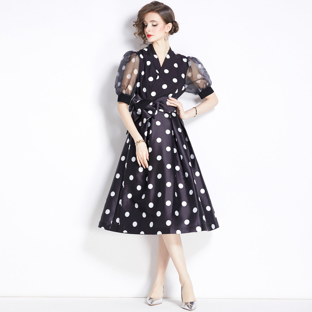 Robe française à pois, taille ajustée, jupe longue 1 sens