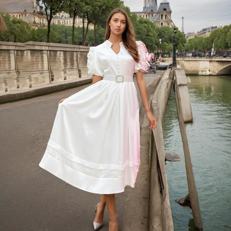 Robe française élégante pour pause thé, petit col en V, couture florale, ceinture, taille serrée, été