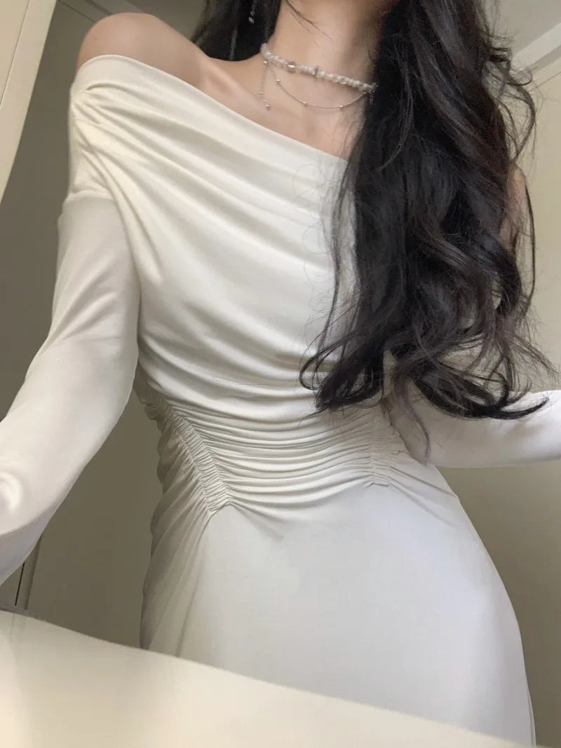 Robe mi-longue en tricot blanc élégante pour femmes, épaules dénudées, manches longues plissée, Slim, vêtements de soirée, automne 2023