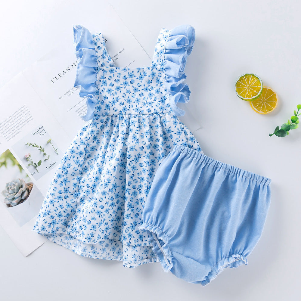 Traje infantil con vestido floral de moda